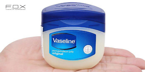 Bà bầu dùng Vaseline được không?