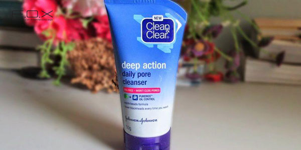 Sữa rửa mặt trị mụn Clean - Clear Deep Action Daily Pore Cleanser