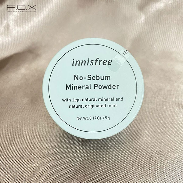 Tìm hiểu về phấn phủ Innisfree No Sebum Mineral Powder